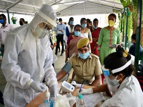 PM Modi to launch Crash Couse for COVID-19 Frontline Workers Today, Get ...