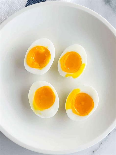 How to Make Jammy Soft-Boiled Eggs - Cook Fast, Eat Well