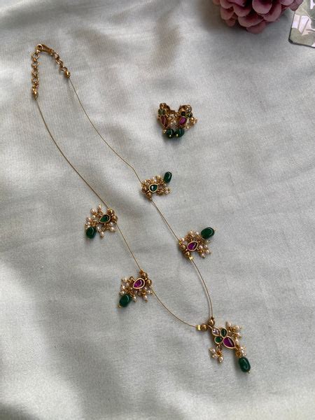 Invisible Kemp Ruby Green Chain with Earrings – Daivik.in