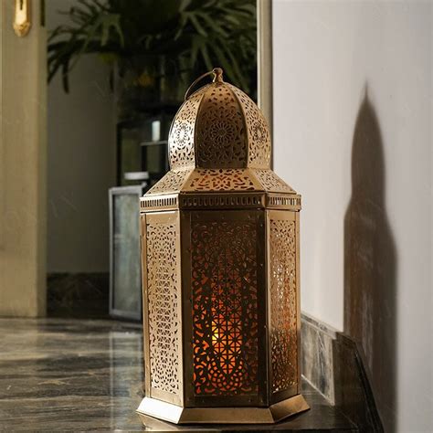 Buy Glimmering Moroccan Lantern Online in India - Mypoojabox.in
