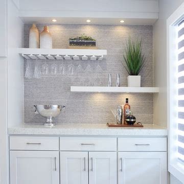 Modern Home Bar Design Ideas, Inspiration & Images | Houzz - January ...