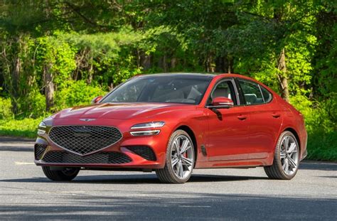 2025 Genesis G70 2.5T RWD Specs and Features | U.S. News