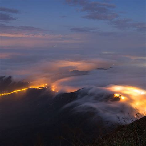 Moontrekker: Hong Kong's most poetic hike | Cathay