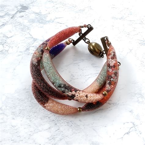 《Chico’s FAS》 colorful beads net three strand vintage bracelet チコズ ...