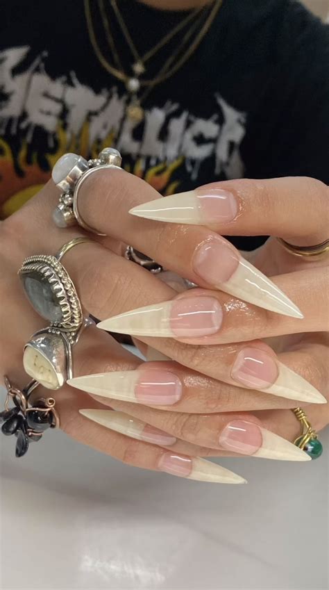 Stylish nails: Discover 110 gwara me ideas on this Pinterest board ...