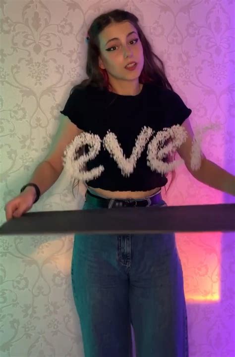 Gilli_Any - Hot photos - PT 3 : r/gilliany