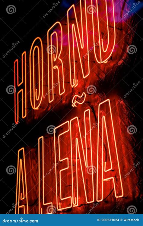 Neon Sign Timber Furnace in Spanish Editorial Stock Image - Image of ...