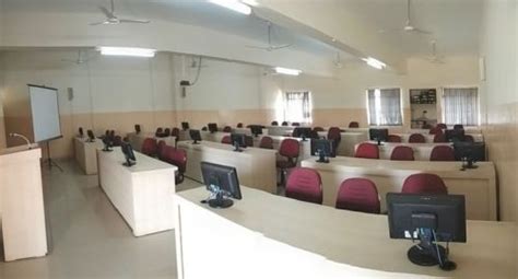 Mandsaur University, Faculty of Business Administration and Commerce ...