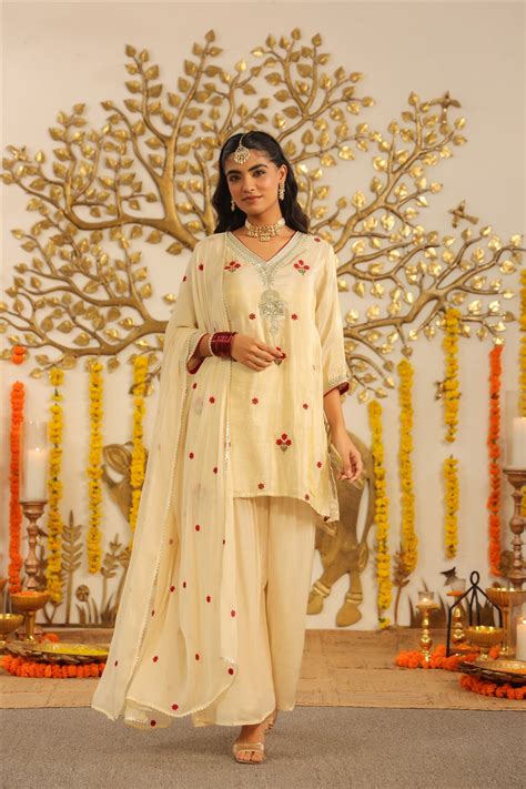 Ivory Shimmer Tissue Embroidered Sharara Set – SCAKHI