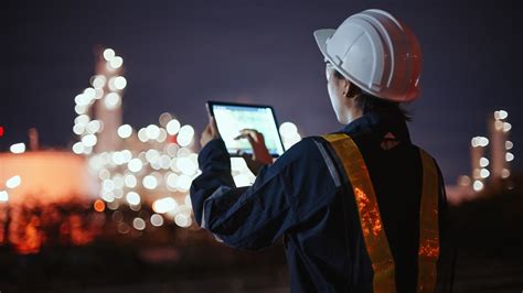 Closing the Gender Gap in Maritime: Visibility and Opportunity for ...