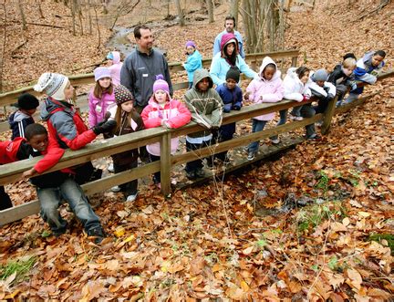 "Out in My School Yard" program gets kids outside in nature - mlive.com