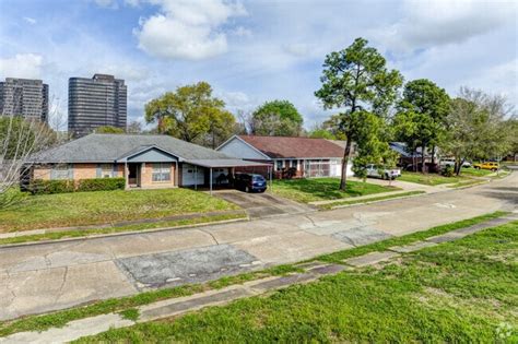 About Sharpstown | Schools, Demographics, Things to Do - Homes.com