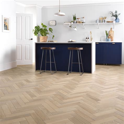 Get enticed by the exciting parquet flooring trend in America