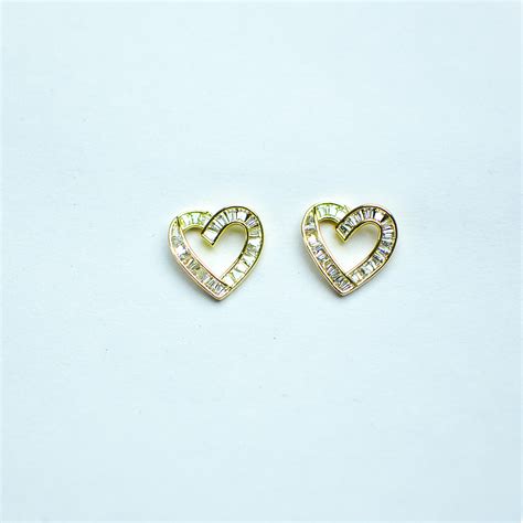 Heart Stud Earring – Seayona