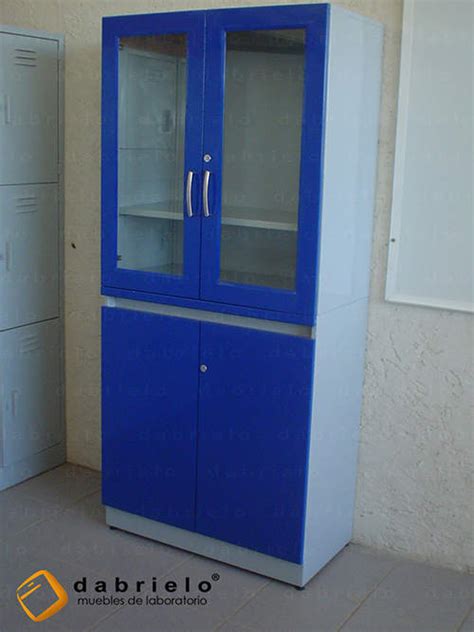 Estantes, anqueles y vitrinas - Diseño y realización de amueblamiento ...