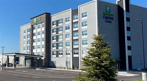 HOLIDAY INN EXPRESS & SUITES AURORA BY IHG - Hotel Reviews, Photos ...