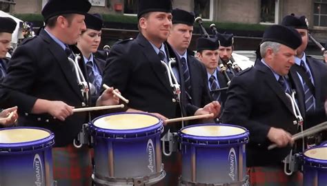 Simon Fraser University : Courses, Fees, Rankings, Deadlines, Job ...