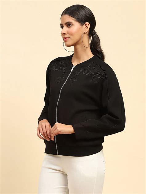 Black Embroidered Sweatshirt – Global Republic