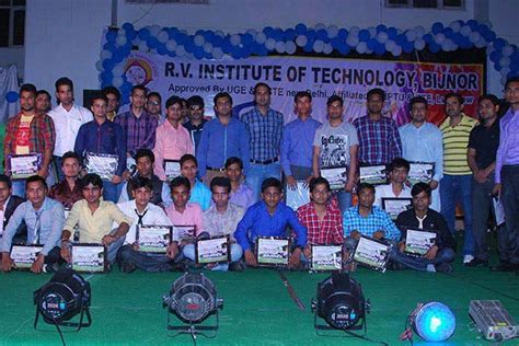 RVIT – Fresher’s and Farewell at RVIT- “Fresher Day” in any college is ...
