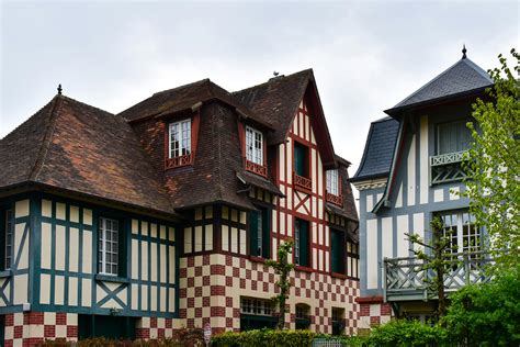 Small Tudor Revival Architecture