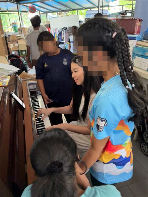 Meet Chloe Lim, Miss Universe Malaysia 2025, Who Will Represent The ...