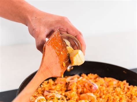 Seafood risotto with Marinara Sauce Recipe |Bosch Home Appliances