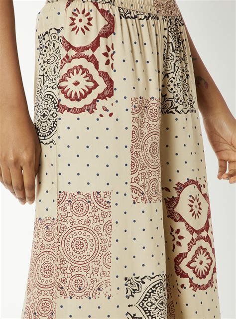Buy Women Printed A-line Kurta Set Online at just Rs. 999.0 ...