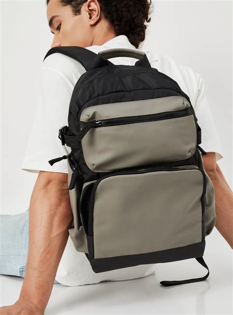 Buy Men Colourblocked Backpack Online at just Rs. 1499.0 ...