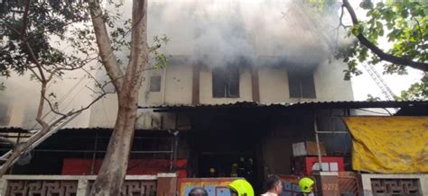 Newsband - Two workers killed in Turbhe-MIDC fire accident