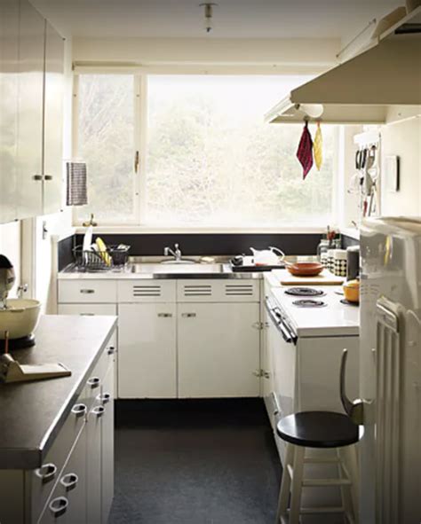 Iconic House | What makes Architect Walter Gropius' House So Iconic ...