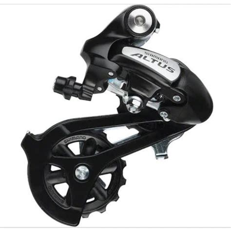 Shimano Altus Rear Derailleur.