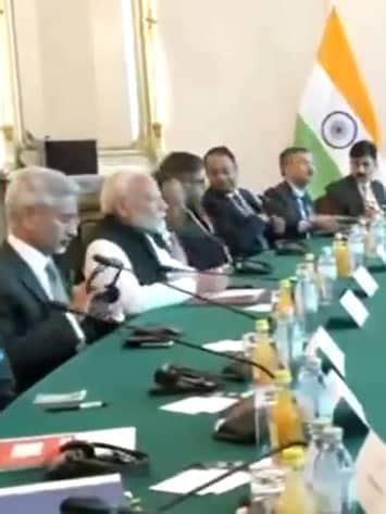 Independence day 2022: Meet Abdul Gaffar, 'Flag Uncle' who makes 1.5 ...