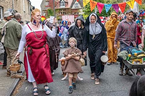 Malmesbury Carnival Procession, Malmesbury, Wiltshire, Chippenham, 30 ...