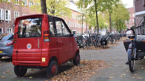 This tiny Dutch vehicle for people with disabilities is taking off ...