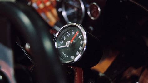 Are you a digital or analog meter person? - Overdrive