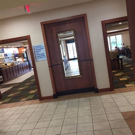HOLIDAY INN EXPRESS & SUITES EAST LANSING BY IHG - 2026 Hotel Reviews ...