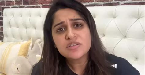 Dipika Kakar blasts trolls for questioning Shoaib Ibrahim's love for ...