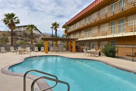 QUALITY INN (Needles) - Motel Reviews, Photos, Rate Comparison ...