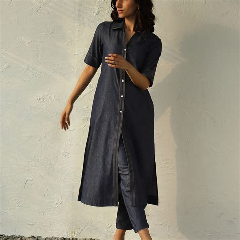 Soft cotton denim jacket tunic paired with straight pants. – Canoopi