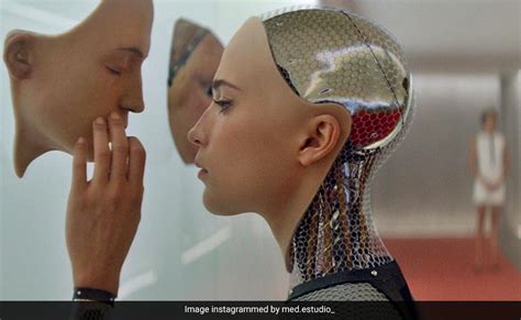 इन फिल्मों को देखा तो समझ जाएंगे क्या होता है AI, इस रोबोट लड़की ने यूं ...