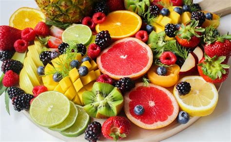 शरीर में है जिस चीज की कमी उस रंग के फलों का करें सेवन, वायरल वीडियो ...