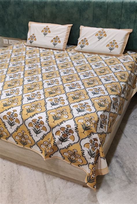 Yellow Mughal