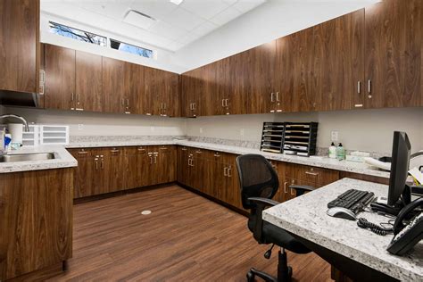 Asian Human Services- Family Health Center - Reed Construction