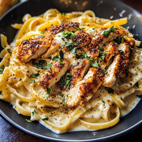 Lemon Pepper Cajun Chicken Fettuccine Alfredo - thequickdelights
