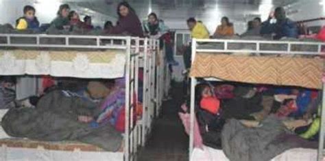 Sikkim: Selfless Army jawans give away their beds to stranded tourists ...