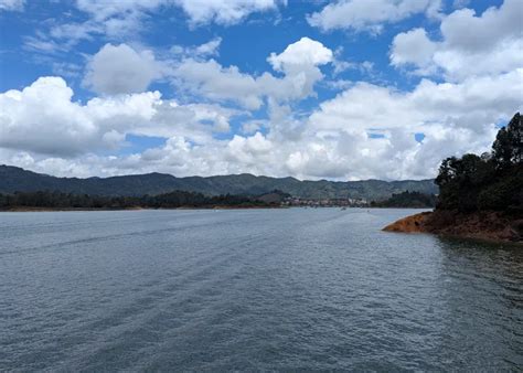 Guatape Day Trip Review – Is It Worth It? – Bucketlist 2 Life