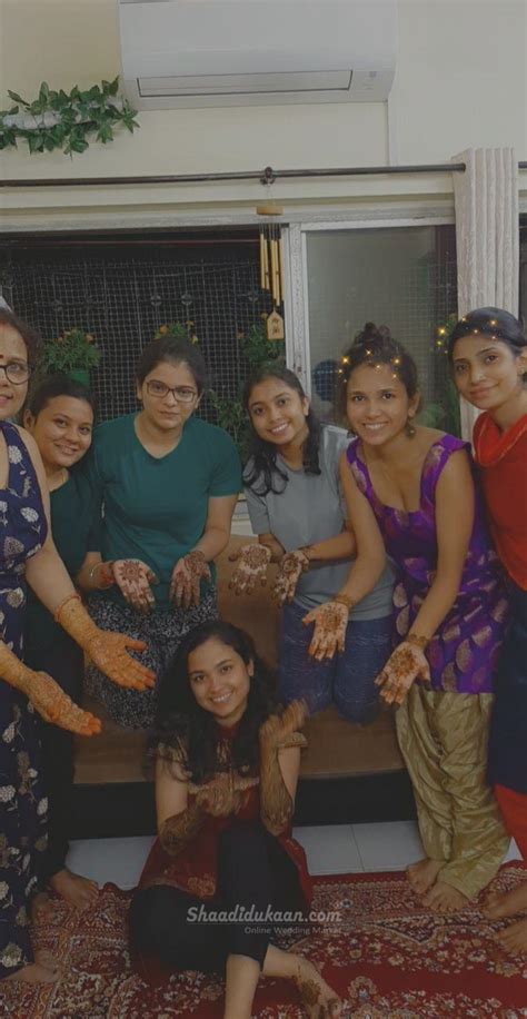 Farhin Professional Mehendi Artists - Portfolio | Mehndi Artist in Mumbai
