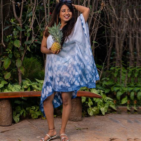 Buy Natural Dyed Kaftan - Bora Bora Online On Zwende