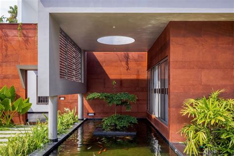 Thrissur bungalow: In this red-and-white home in Kerala, nature lives ...