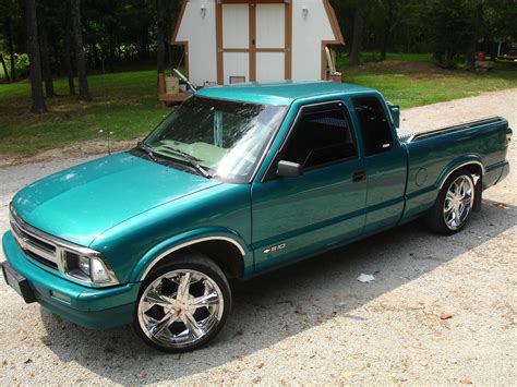 Chevrolet S10 1995 - amazing photo gallery, some information and ...
